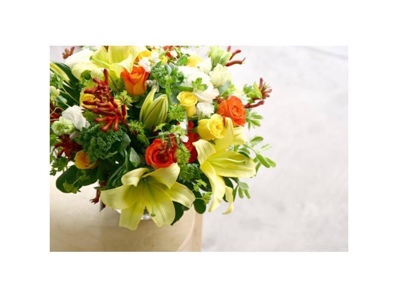 Cắm hoa thật đẹp mừng ngày Quốc Khánh 2-9