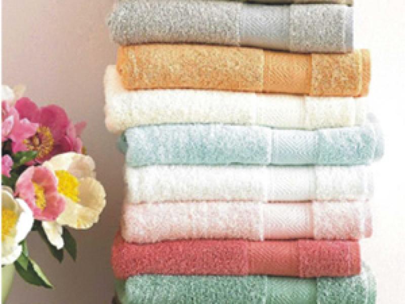 Gấp khăn mặt thành thỏ bông đáng iu