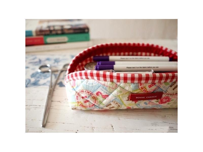 May túi đựng bút xinh xắn, tiện dụng