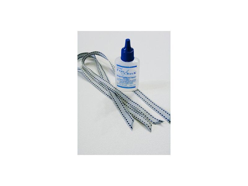 ** Thật nữ tính với vòng cổ len kết hoa vải **