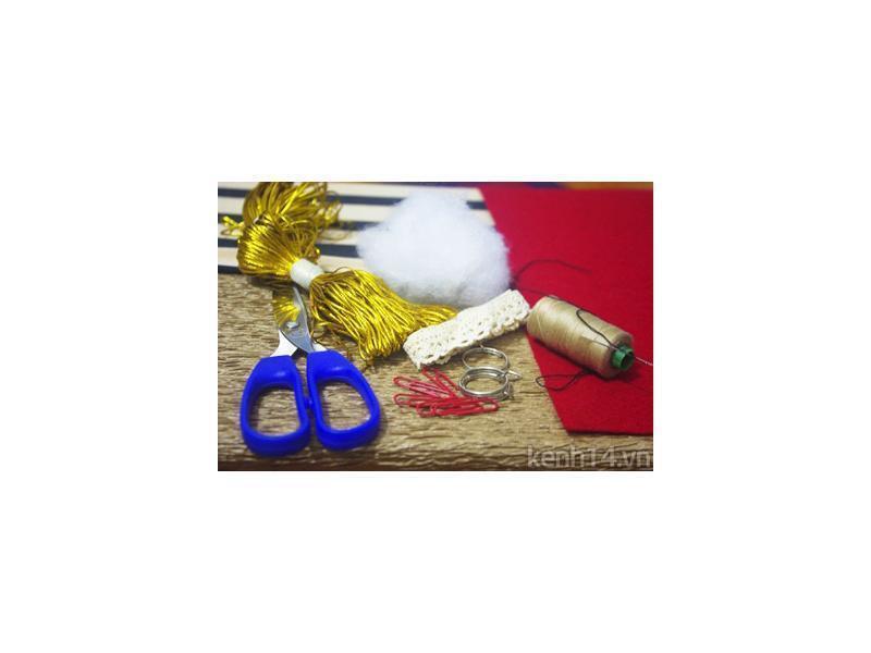 Móc khóa giày trượt xinh cho cô bạn khéo tay