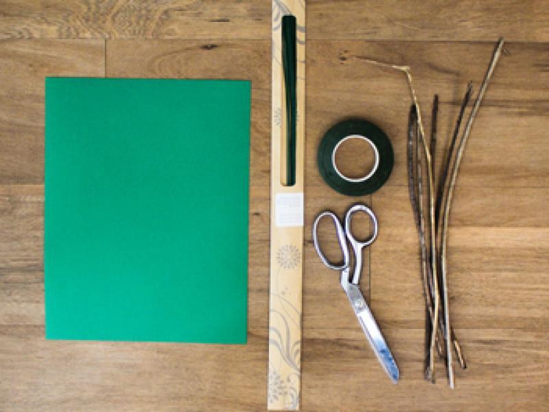 Làm hoa giấy trang trí phòng nổi bật