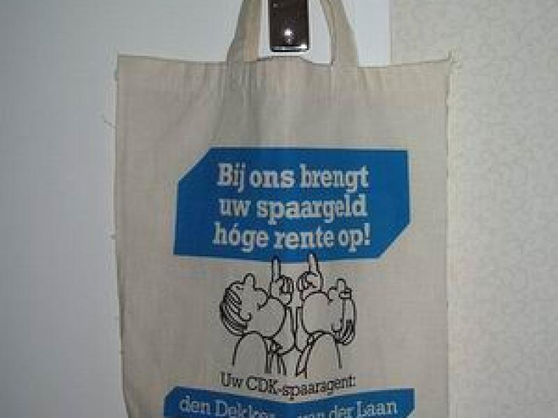 Túi không thấm nước từ bao tải dứa