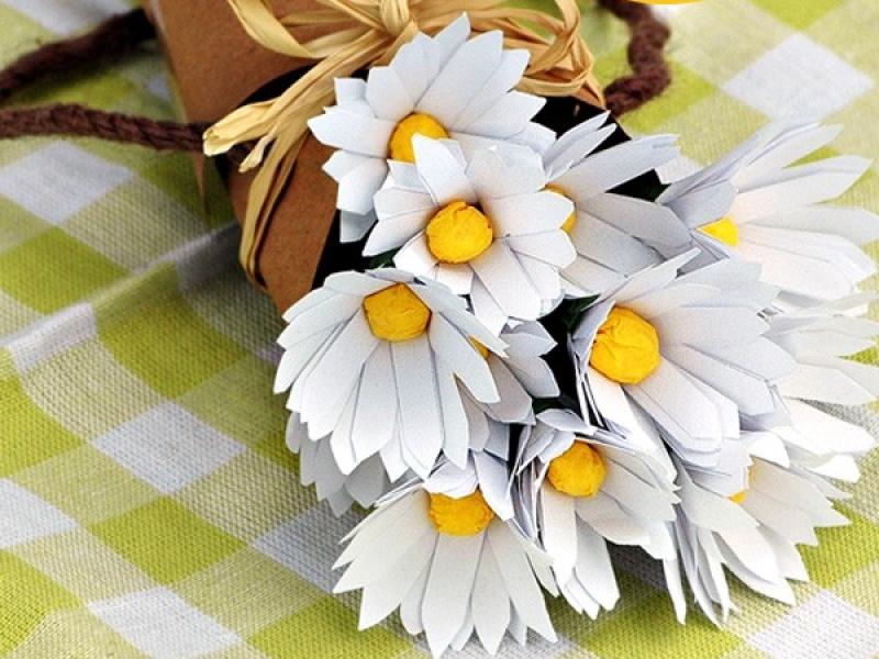 Tuyển tập hoa xinh làm từ giấy và vải vụn